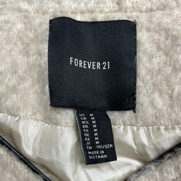 Forever 21 Women’s Juniors Cream and Black Zip Up Felt Jacket, size medium - Picture 2 of 13